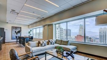 Elevation lounge